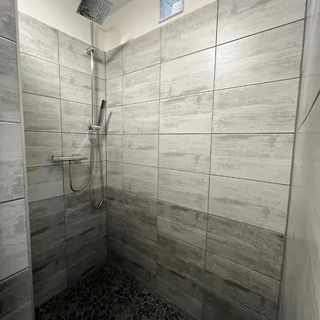 Pod Radobylem Apartamento *