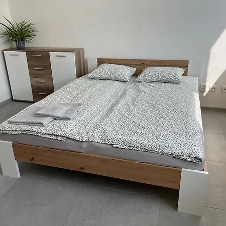 Pod Radobylem Apartamento Litoměřice